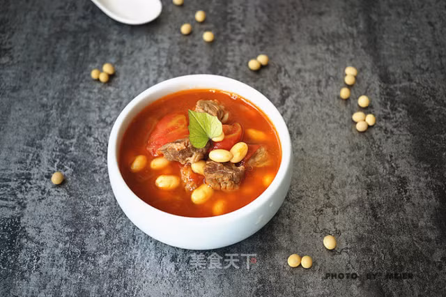 Cà chua nấu với đậu nành giúpi giảm rụng tóc, giảm nhăn mờ nám - Hình 9 Ca chua nau voi dau nanh giupi giam rung toc, giam nhan mo nam-Hinh-9