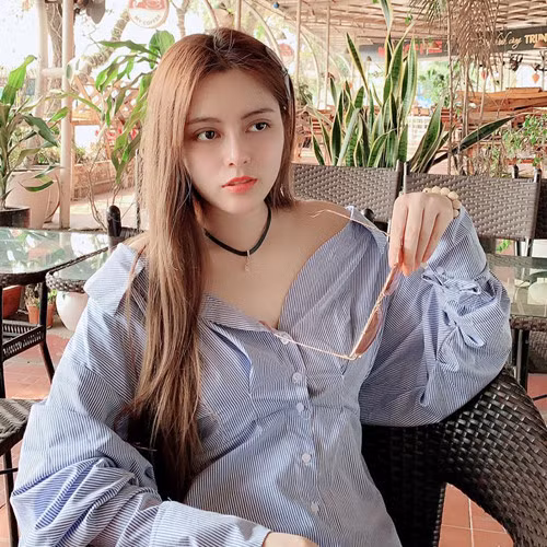 Mỹ nhân “tiểu tam” trong Về nhà đi con khoe vòng eo con kiến - Hình 7 My nhan “tieu tam” trong Ve nha di con khoe vong eo con kien-Hinh-7