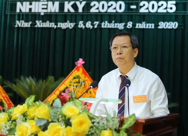Điểm danh các quan chức ở Thanh Hóa vừa bị kỷ luật - Hình 10 Diem danh cac quan chuc o Thanh Hoa vua bi ky luat-Hinh-10