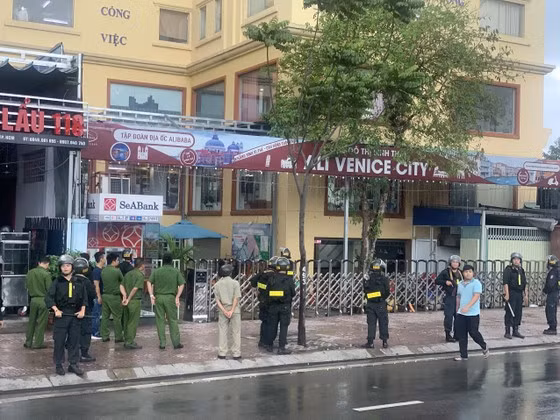 Co bao nhieu bi hai trong vu an bat dong san Alibaba-Hinh-16