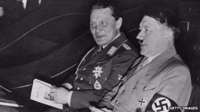 Chân dung nhân vật số 2 của Đức quốc xã sau trùm phát xít Hitler - Hình 8 Chan dung nhan vat so 2 cua Duc quoc xa sau trum phat xit Hitler-Hinh-8