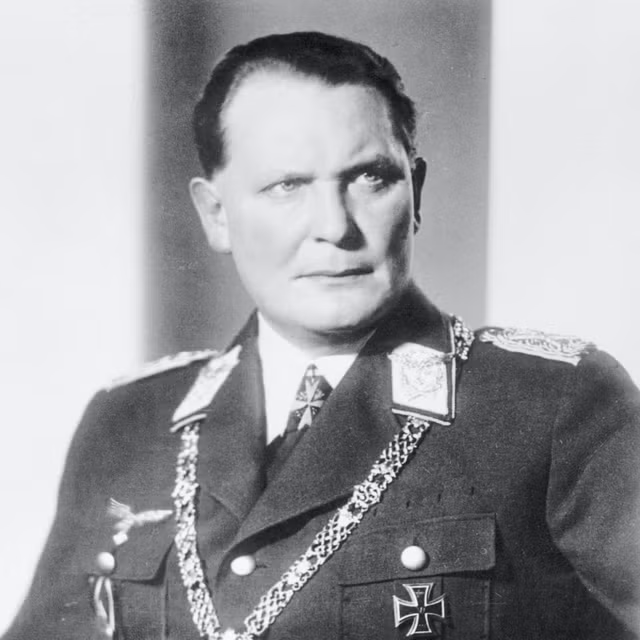 Chân dung nhân vật số 2 của Đức quốc xã sau trùm phát xít Hitler - Hình 4 Chan dung nhan vat so 2 cua Duc quoc xa sau trum phat xit Hitler-Hinh-4