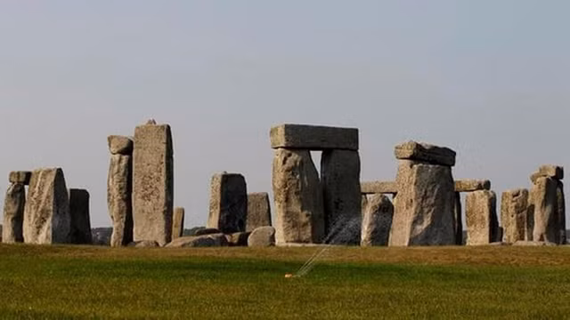 Lời giải chấn động về bí mật bãi đá cổ Stonehenge - Hình 3 Loi giai chan dong ve bi mat bai da co Stonehenge-Hinh-3