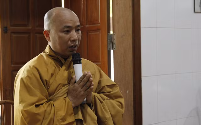 Sư Thích Thanh Toàn xả giới có được sở hữu 5.790 m2 đất gần chùa Nga Hoàng? Su Thich Thanh Toan xa gioi co duoc so huu 5.790 m2 dat gan chua Nga Hoang?