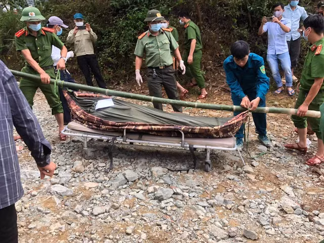 Cuu duoc 19 nguoi o Rao Trang 3 ra vung an toan