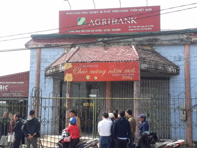 Khởi tố đối tượng cướp ngân hàng Agribank tại Thái Bình Khoi to doi tuong cuop ngan hang Agribank tai Thai Binh