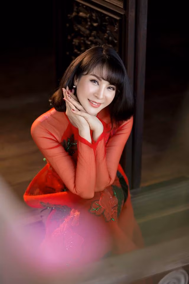 Diễn viên Thanh Mai, đẳng cấp của mỹ nhân 20 năm - Hình 8 Dien vien Thanh Mai, dang cap cua my nhan 20 nam-Hinh-8