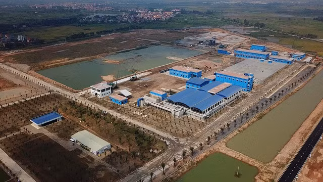 Giá nước sông Đuống đắt gấp đôi sông Đà: Người dân Hà Nội bức xúc thế nào? Gia nuoc song Duong dat gap doi song Da: Nguoi dan Ha Noi buc xuc the nao?