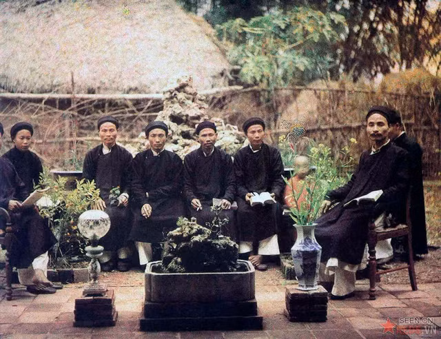 Viet Nam nhung nam 1910 - 1930 cuc sinh dong qua loat anh mau quy gia-Hinh-4
