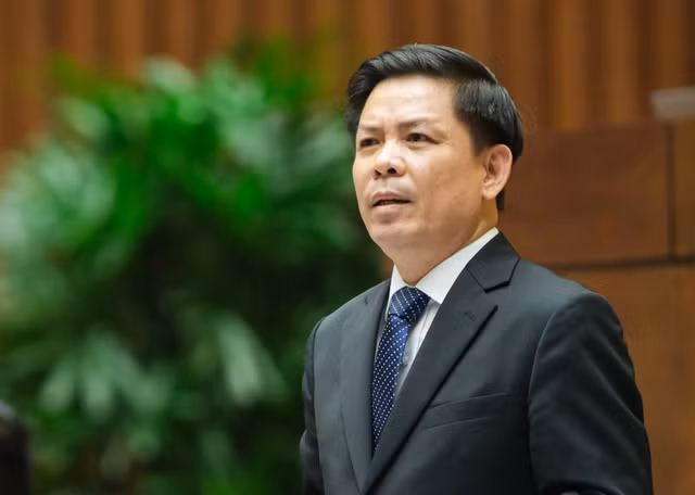 Tư lệnh ngành giao thông Nguyễn Văn Thể có những phát ngôn đáng chú ý nào? - Hình 4 Tu lenh nganh giao thong Nguyen Van The co nhung phat ngon dang chu y nao?-Hinh-4