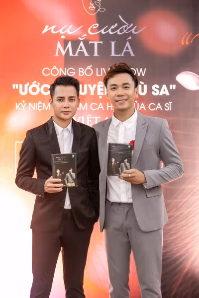 Ca sĩ Lê Việt Anh làm liveshow 'Ước nguyện phù sa' kỷ niệm 10 năm ca hát - Hình 5 Ca si Le Viet Anh lam liveshow 'Uoc nguyen phu sa' ky niem 10 nam ca hat-Hinh-5