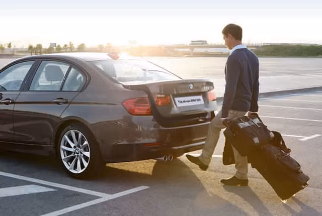 BMW hỗ trợ 50% thuế trước bạ, tặng bảo hiểm vật chất dịp lễ 30/4 BMW ho tro 50% thue truoc ba, tang bao hiem vat chat dip le 30/4