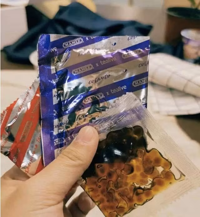 Độc lạ món mì tôm trà sữa trân châu gây sốt - Hình 5 Doc la mon mi tom tra sua tran chau gay sot-Hinh-5