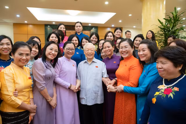 Một số hình ảnh nổi bật của Tổng Bí thư Nguyễn Phú Trọng - Hình 11 Mot so hinh anh noi bat cua Tong Bi thu Nguyen Phu Trong-Hinh-11