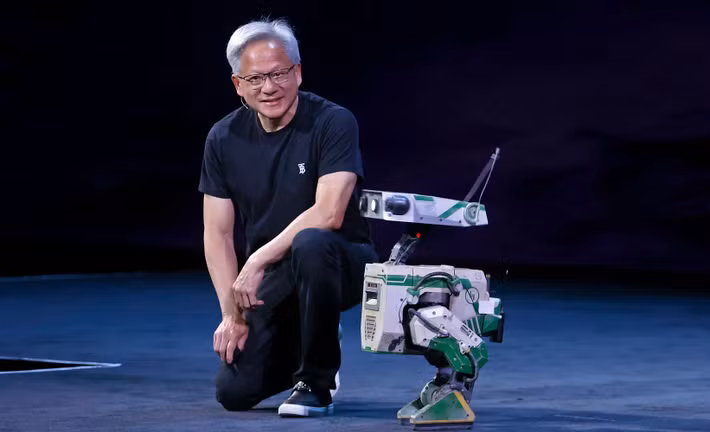 Theo Huang, “mọi vật thể di chuyển đều sẽ là robot” và NVIDIA sẽ là nền tảng cho cuộc cách mạng này.