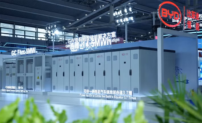 Chi phí lưu trữ chỉ 0,014 USD/kWh, mức kỷ lục, hứa hẹn giảm giá các dự án năng lượng tái tạo.