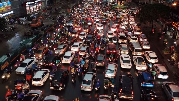 Thực tế, hệ thống không dùng camera mà thu thập dữ liệu GPS từ smartphone.