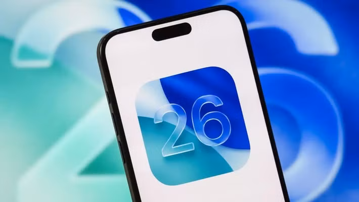 Bên cạnh đó, khoảng cách về tính năng giữa các phiên bản iOS mới không còn đủ lớn để thuyết phục người dùng đánh đổi sự ổn định.