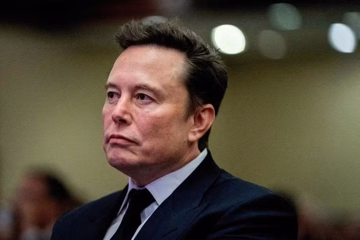 Buổi trình diễn “gây choáng” được Elon Musk úp mở suốt mùa hè 2025 đến nay vẫn chưa diễn ra và tiếp tục bị dời sang năm 2026.