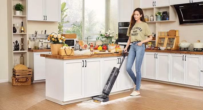 Dọn nhà đón Tết thường là nỗi ám ảnh, nhưng máy hút bụi lau nhà thông minh có thể biến việc này thành niềm vui.