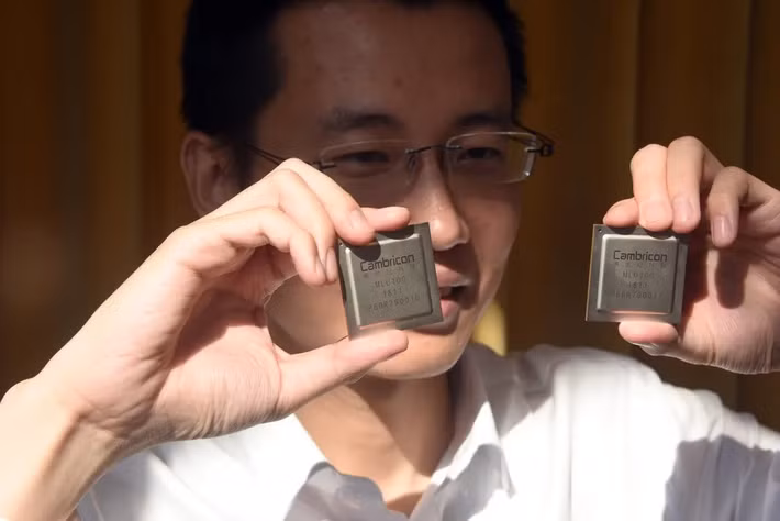 Dù tăng trưởng mạnh, giới phân tích cảnh báo Cambricon vẫn đi sau Nvidia và phụ thuộc chính sách.