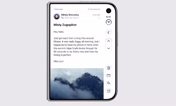 Bên cạnh đó, iPhone Duo là mẫu iPhone đầu tiên hỗ trợ đa nhiệm thực thụ với chế độ Split View, cho phép mở song song hai ứng dụng, kéo thả nội dung giữa các cửa sổ và thậm chí sử dụng hai phiên bản của cùng một ứng dụng để nâng cao hiệu suất làm việc di động.(Ảnh: Apple)