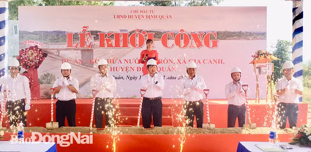 Đồng Nai khởi công dự án hồ chứa nước Cà Ròn hơn 454 tỷ đồng Dong Nai khoi cong du an ho chua nuoc Ca Ron hon 454 ty dong
