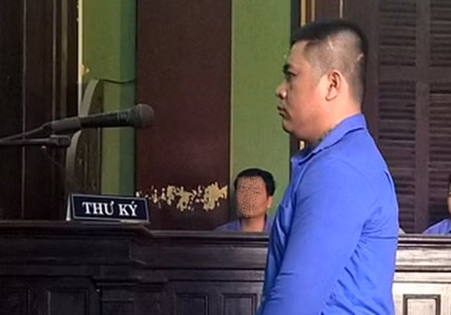 Giang hồ 'số má' Bến xe Miền Đông tự tử trong trại Z30D - Hình 2 Giang ho 'so ma' Ben xe Mien Dong tu tu trong trai Z30D-Hinh-2