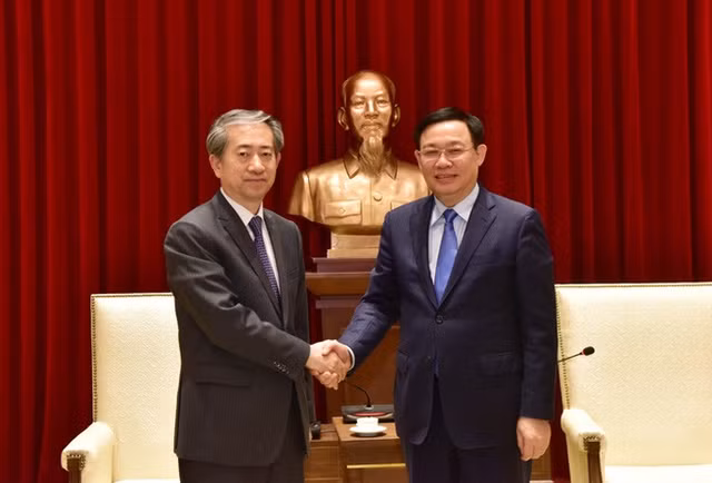 Đại sứ Trung Quốc: Đường sắt Cát Linh-Hà Đông là biểu trưng cho tình hữu nghị Việt Nam-Trung Quốc Dai su Trung Quoc: Duong sat Cat Linh-Ha Dong la bieu trung cho tinh huu nghi Viet Nam-Trung Quoc
