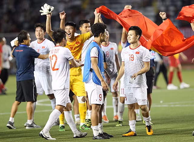 Đội tuyển bóng đá nữ và U22 Việt Nam được hứa thưởng gần 20 tỷ Doi tuyen bong da nu va U22 Viet Nam duoc hua thuong gan 20 ty