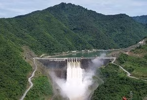 Thủy điện Bản Vẽ xả nước, người dân hạ du được khuyến cáo chủ động ứng phó