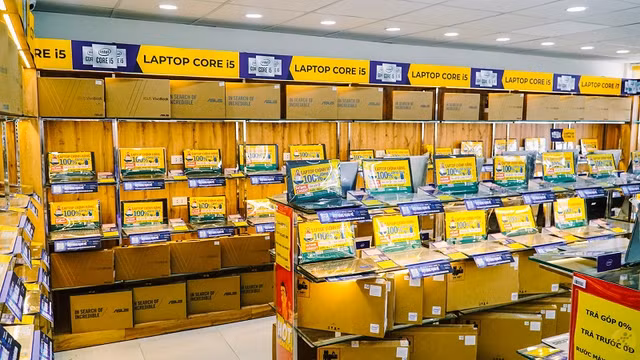 Trưởng ban nội bộ MWG bán 3 triệu cổ phiếu để thu về 320 tỷ đồng Truong ban noi bo MWG ban 3 trieu co phieu de thu ve 320 ty dong