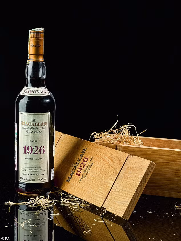 Chai whisky 'Chén Thánh' hiếm nhất thế giới gần 2 triệu đô Chai whisky 'Chen Thanh' hiem nhat the gioi gan 2 trieu do