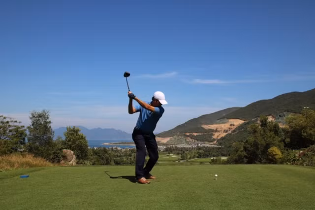 Sân golf 18 hố cần bao nhiêu diện tích đất xây? San golf 18 ho can bao nhieu dien tich dat xay?