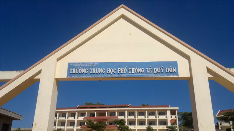 Tỉnh Lâm Đồng thống nhất phương án sáp nhập các trường mầm non, phổ thông và GDTX, cắt giảm 1.067 cán bộ quản lý cùng 744 nhân viên để tinh gọn bộ máy.
