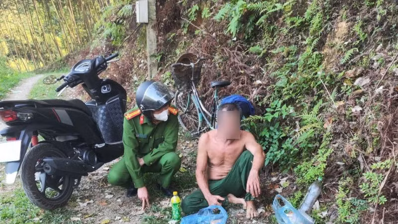 Công an xã Vân Bán kịp thời hỗ trợ người đàn ông có biểu hiện bất thường