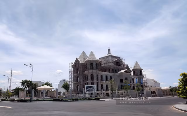 Biết gì về KĐT du lịch biển Tập đoàn Rạng Đông bị khởi tố? - Hình 7 Biet gi ve KDT du lich bien Tap doan Rang Dong bi khoi to?-Hinh-7
