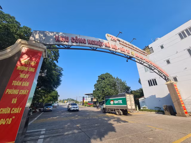 Diem ten cac cong rinh xay khong phep trong KCN Ha Noi - Dai Tu-Hinh-2