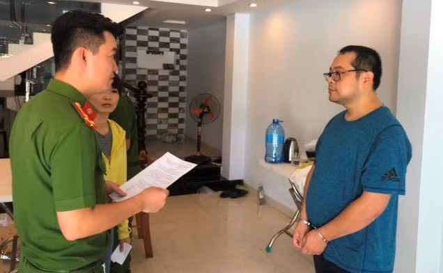 Nhom nguoi Trung Quoc du be gai 15 tuoi dong phim sex bi xu ly nhu the nao?
