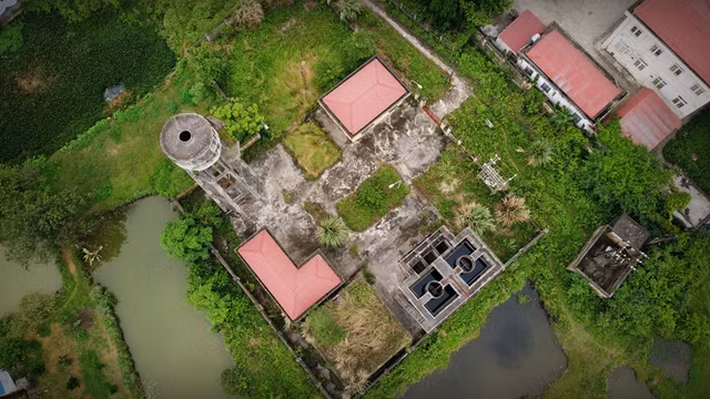 Ninh Binh: Xot xa nha may nuoc sach tien ty bo hoang nhieu nam-Hinh-2