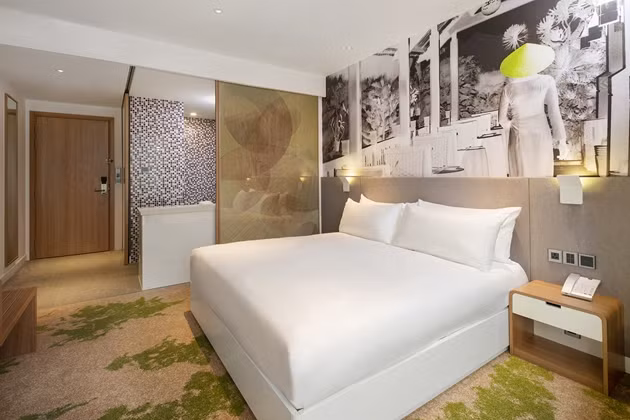 Cận cảnh khách sạn Holiday Inn & Suites Saigon Airport được dùng làm nơi cách ly Covid-19 - Hình 10 Can canh khach san Holiday Inn & Suites Saigon Airport duoc dung lam noi cach ly Covid-19-Hinh-10