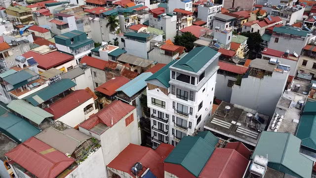 Nhan nhản công trình cơi nới, có dấu hiệu vi phạm ở Nghĩa Đô? - Hình 3 Nhan nhan cong trinh coi noi, co dau hieu vi pham o Nghia Do?-Hinh-3