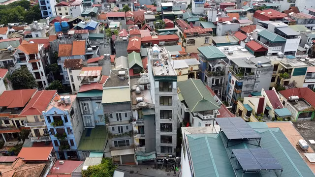 Nhan nhản công trình cơi nới, có dấu hiệu vi phạm ở Nghĩa Đô? - Hình 7 Nhan nhan cong trinh coi noi, co dau hieu vi pham o Nghia Do?-Hinh-7