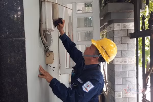 5 năm nữa EVN hết độc quyền, người dân được đàm phán giá điện - Hình 2 5 nam nua EVN het doc quyen, nguoi dan duoc dam phan gia dien-Hinh-2