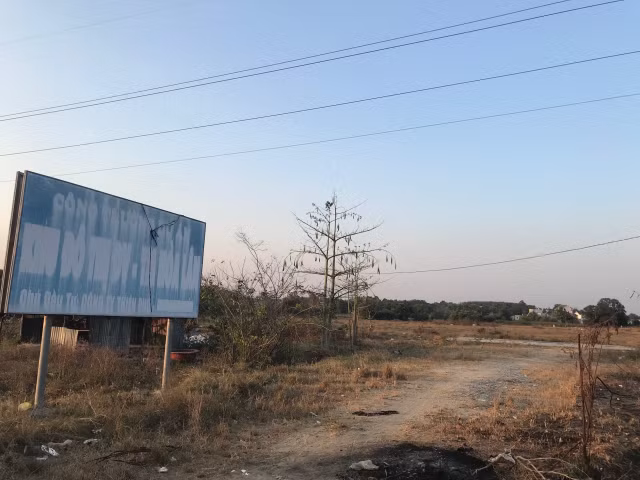 Công ty Nam Sài Gòn có gian dối đấu giá dự án KDC Hòa Lân? Cong ty Nam Sai Gon co gian doi dau gia du an KDC Hoa Lan?