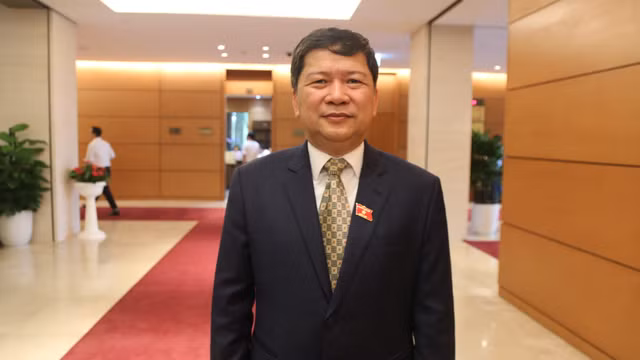 Ông Đặng Quốc Khánh - Bộ trưởng TNMT hôm nay trả lời chất vấn - Hình 2 Ong Dang Quoc Khanh - Bo truong TNMT hom nay tra loi chat van-Hinh-2
