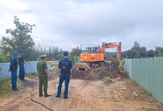 Cận cảnh 79 căn biệt thự xây dựng trái phép ở Phú Quốc - Hình 4 Can canh 79 can biet thu xay dung trai phep o Phu Quoc-Hinh-4