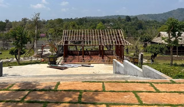Hình ảnh tháo dỡ loạt công trình trái phép của giám đốc công ty Đoàn Thành Đắk Lắk - Hình 14 Hinh anh thao do loat cong trinh trai phep cua giam doc cong ty Doan Thanh Dak Lak-Hinh-14