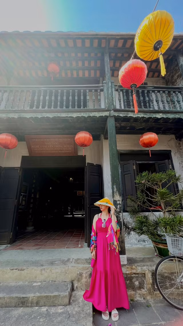 Ngắm vẻ đẹp dịu dàng của phố cổ Hội An - Hình 15 Ngam ve dep diu dang cua pho co Hoi An-Hinh-15