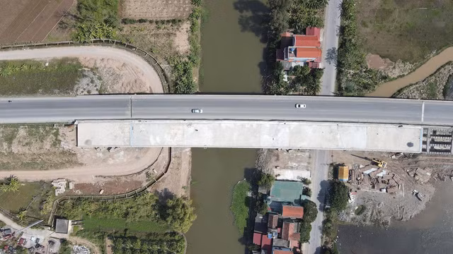 Tuyến đường nối 2 cao tốc qua Hưng Yên hơn 1.000 tỷ bao giờ hoàn thành? - Hình 8 Tuyen duong noi 2 cao toc qua Hung Yen hon 1.000 ty bao gio hoan thanh?-Hinh-8